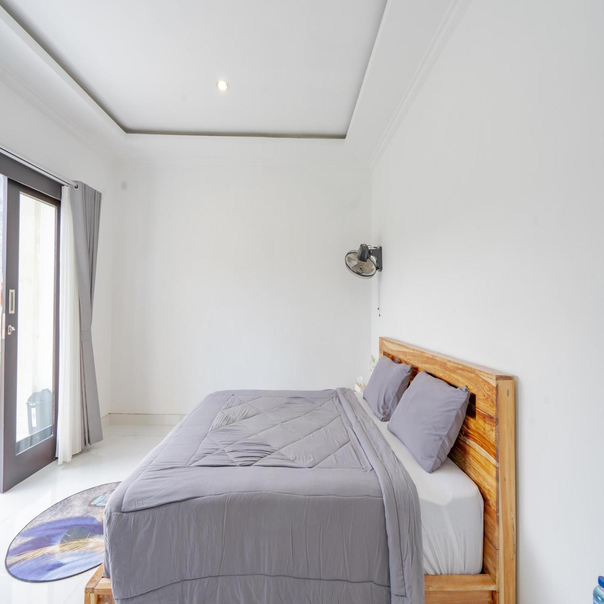 Batur Kencana Villa Mitra Reddoorz Baturaja  Екстериор снимка