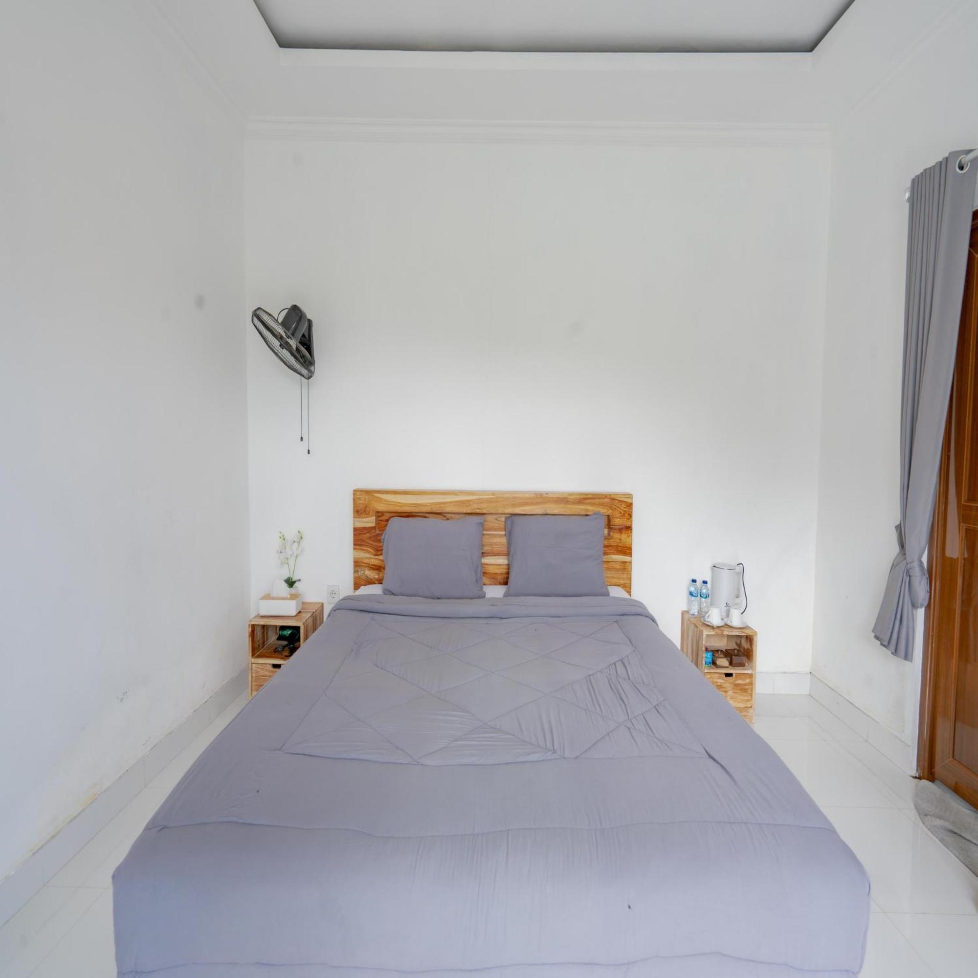 Batur Kencana Villa Mitra Reddoorz Baturaja  Екстериор снимка